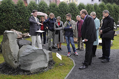 I přes nepřízeň počasí se v rámci slavnostního otevření uskutečnila krátká exkurze do geoparku