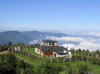 Profesionální (synoptická) meteorologická stanice na Lysé hoře